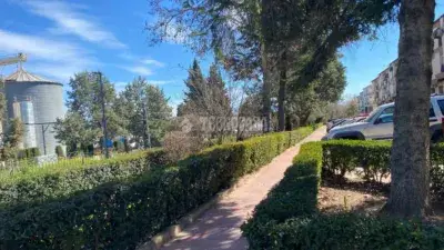 Piso en Venta en Úbeda 3 Habitaciones Aparcamiento