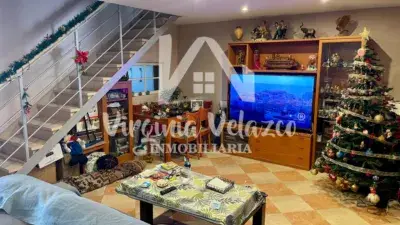 Chalet Adosado en Primera Linea de Playa con Vistas al Mar