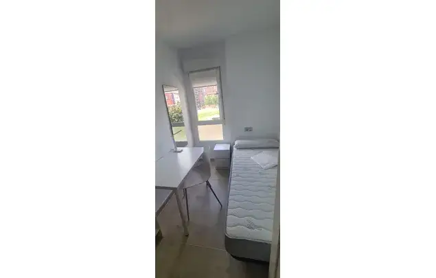Alquiler piso 4 dormitorios Granada zona Cartuja