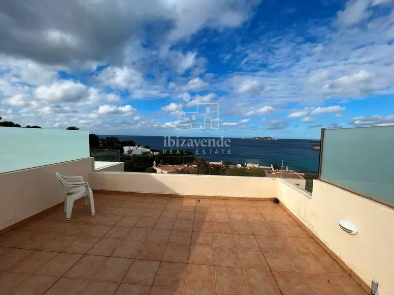Casa en Cala Tarida con Vistas al Mar Alquiler Temporada