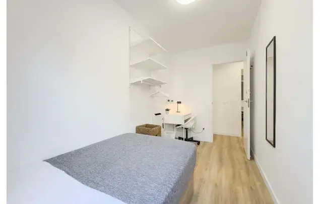 Habitacion 60m2 Barcelona Estancia Media Larga