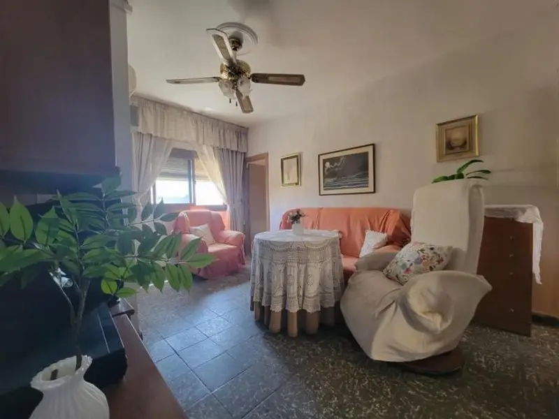 Piso en Almeria para reformar 60m2 Inversores