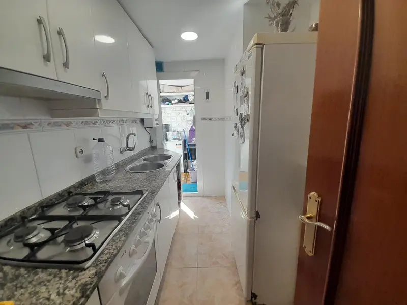 Piso en venta. Vivienda alquilada - Ideal Inversores - piso de 3 dormitorios (1 Doble), perfecto para entrar a vivir.