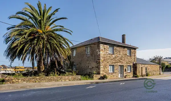 Casa de Piedra con Terreno en Foz Ideal para Turismo Rural