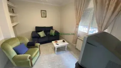 Casa Rustica en Venta en Poio Lourido con Vistas a la Ria