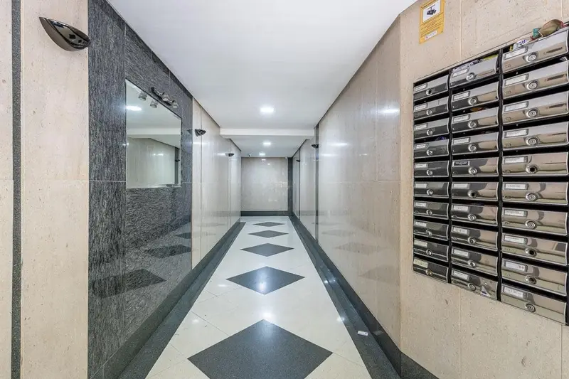 Piso en venta en Granada ciudad: 3 dormitorios, luminoso y con vistas