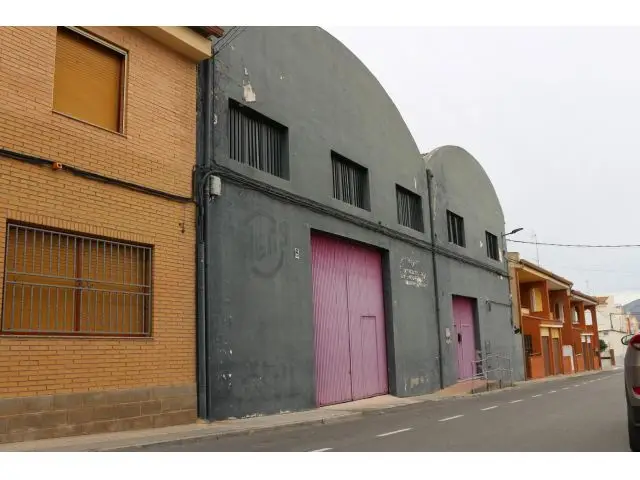 Nave Industrial en Pinoso 800m2 Cerca de Yecla y Alicante