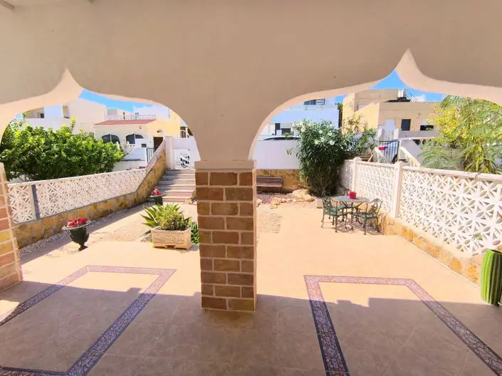 Bungalow 2 Dormitorios San Miguel Salinas Solarium Piscina