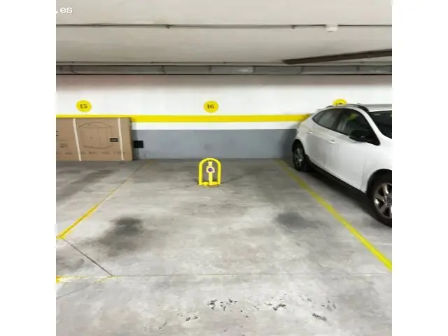 Garaje en Venta en Albacete - 2 Plazas Juntas