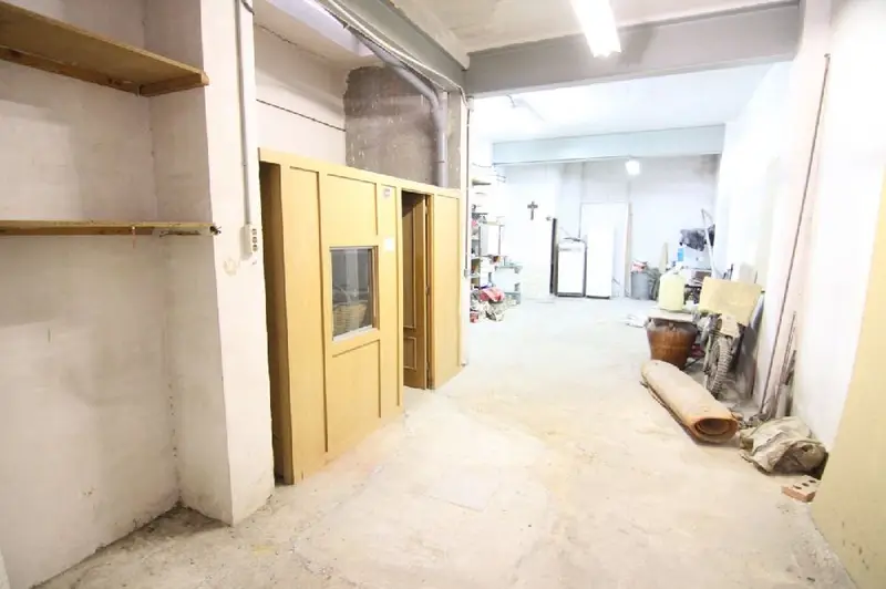 Venta Local Comercial Centro Olesa Montserrat 92m2