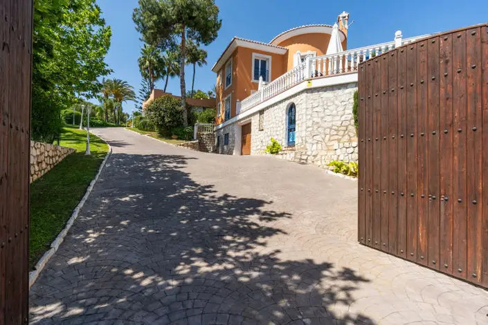 Villa de Lujo 5 Dormitorios en La Cala de Mijas