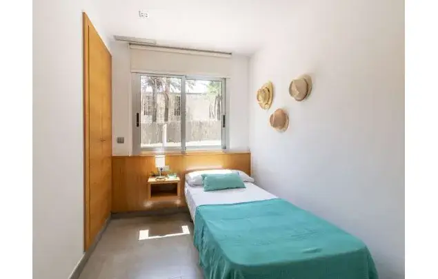 Alquiler Apartamento 3 Dormitorios 90m² Dénia