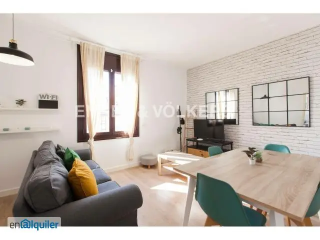 Alquiler piso amueblado 3 dormitorios Ciutat Vella Barcelona