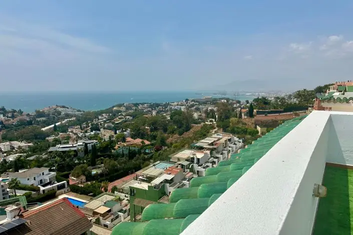 Atico Duplex de Lujo en Venta Malaga Cerrado de Calderon
