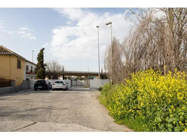 Casa Cortijo Rustica 380m2 con Parcela 2000m2 Cerca Metro