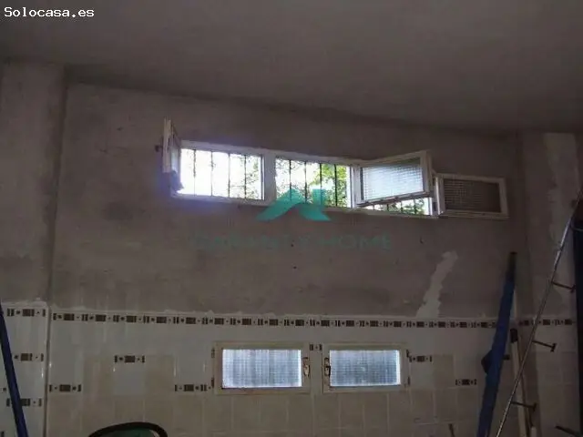 Local Comercial en Laredo 100m2 Venta