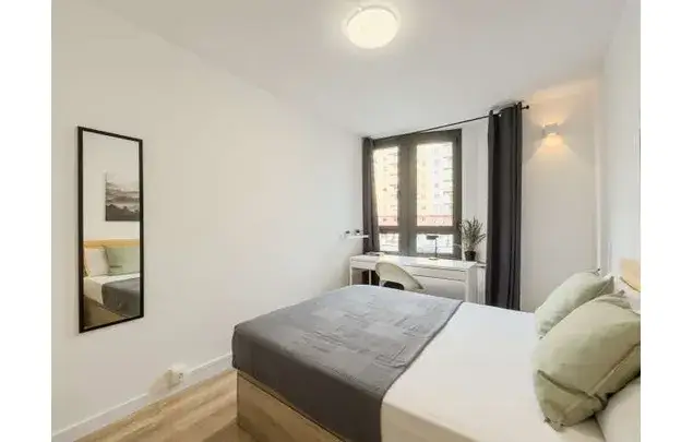 Alquiler Habitacion 60m2 Barcelona