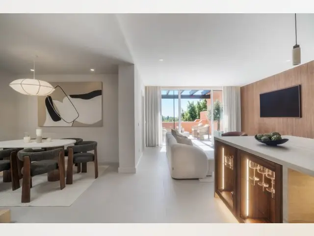 Casa Villa 4 Dormitorios en Venta Marbella