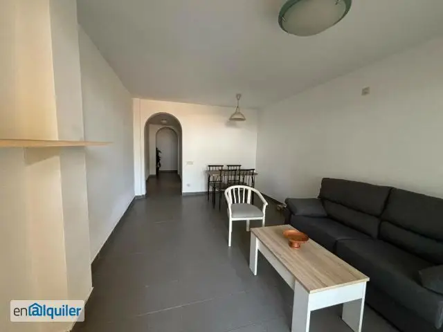 Alquiler Anual: Piso 2 Dormitorios Piscina Almerimar