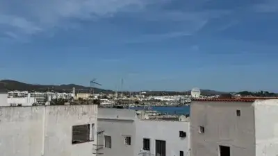 Apartamento con Vistas al Mar en el Casco Antiguo de Ibiza