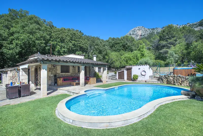 Alquiler Piso 3 Dormitorios Mallorca  Piscina Jacuzzi Tenis