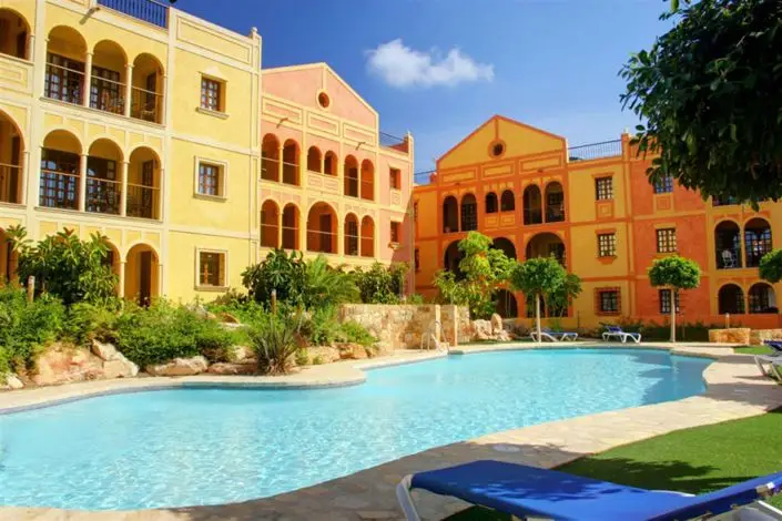Apartamento 2 Dormitorios en Venta Desert Springs Golf Resort