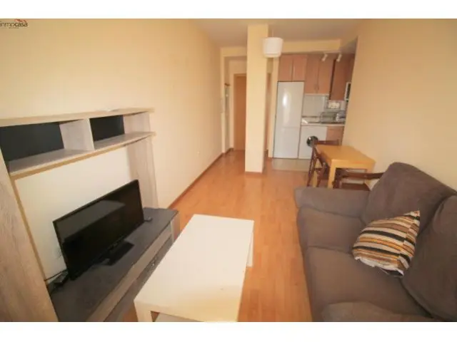 Apartamento Amueblado en Armilla Centro Con Aire Acondicionado