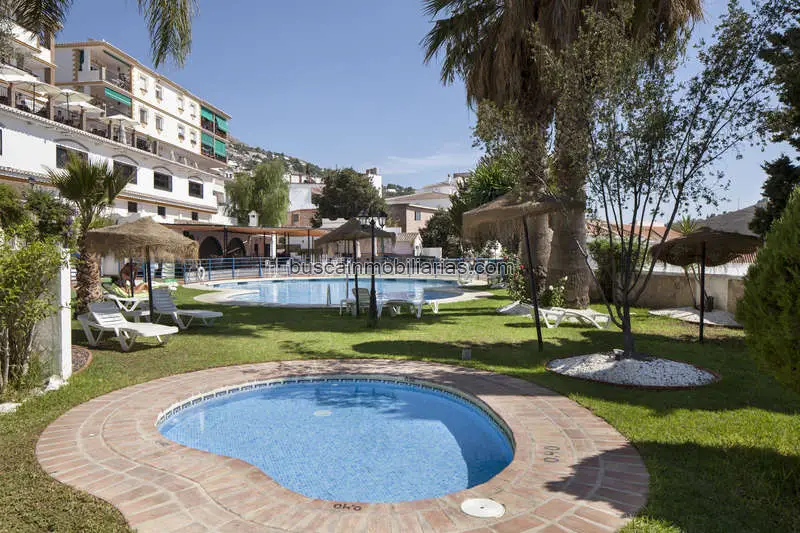 Hotel en Venta en Competa 32 habitaciones y 4 bungalows
