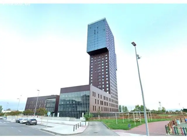 Oficinas en Torre de la Rosaleda Ponferrada 3464m2