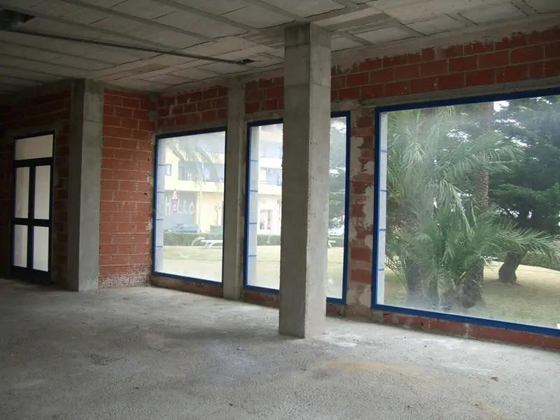 Local Comercial en Alquiler en Teulada