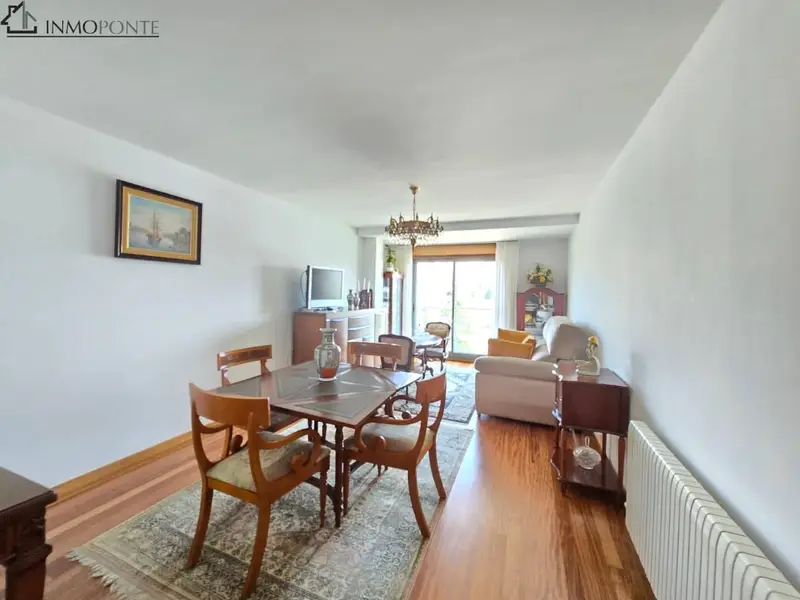 Piso en venta con vistas a la r		
	
	







ia de Pontevedra