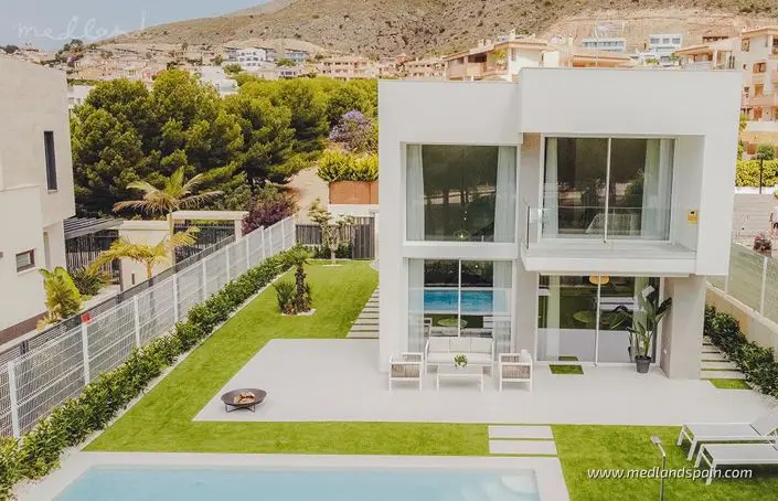 Villa de Lujo 3 Dormitorios en Sierra Cortina Finestrat