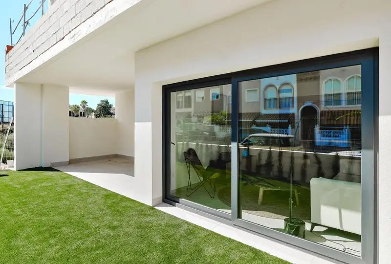 Bungalow en Torrevieja cerca de la playa
