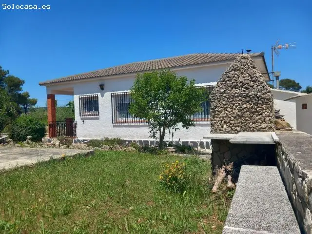 Casa en Plana de las Torres con 4 Dormitorios y Gran Parcela