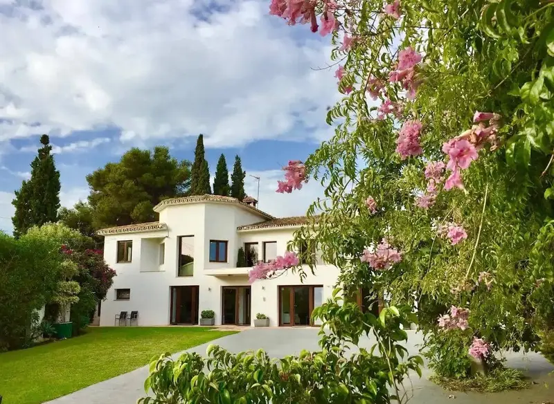 Villa de Lujo en Marbella cerca de la Playa 8 Dormitorios
