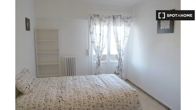 Alquiler Habitaciones Zaragoza Arrabal Piso 6 Dormitorios