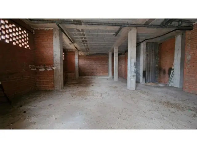Local en Alquiler Ronda Norte Badajoz Frente Nuevos Juzgados 150m2