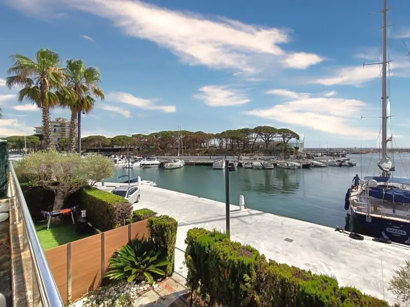 Chalet en Port Marina Platja d Aro con vistas al mar
