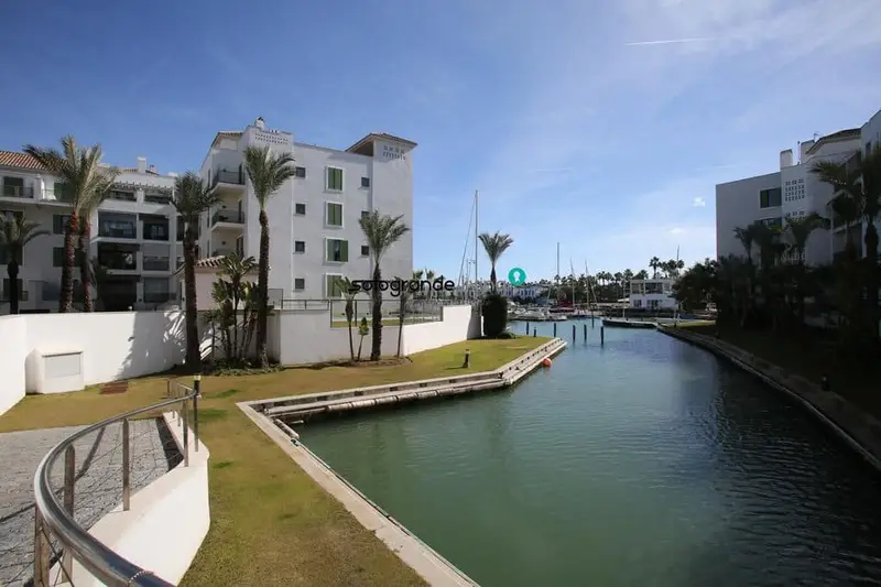 Apartamento en Alquiler Sotogrande Vistas Marina Cerca Clubes Playa