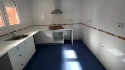 Casa en Venta en Cebolla Toledo 3 Habitaciones