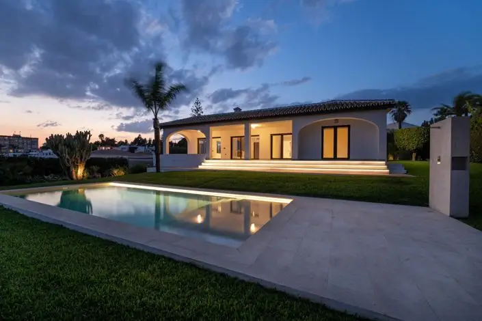 Villa 5 Dormitorios en Venta Mijas Costa