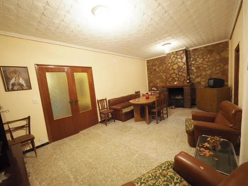 Casa 3 Habitaciones Socuéllamos 178m2