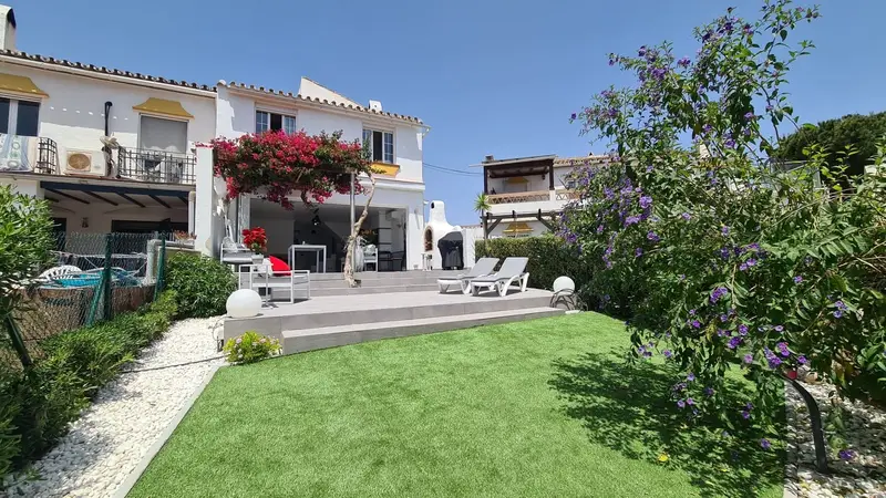 Casa Adosada 3 Dormitorios La Cala de Mijas Renovada Vistas al Mar