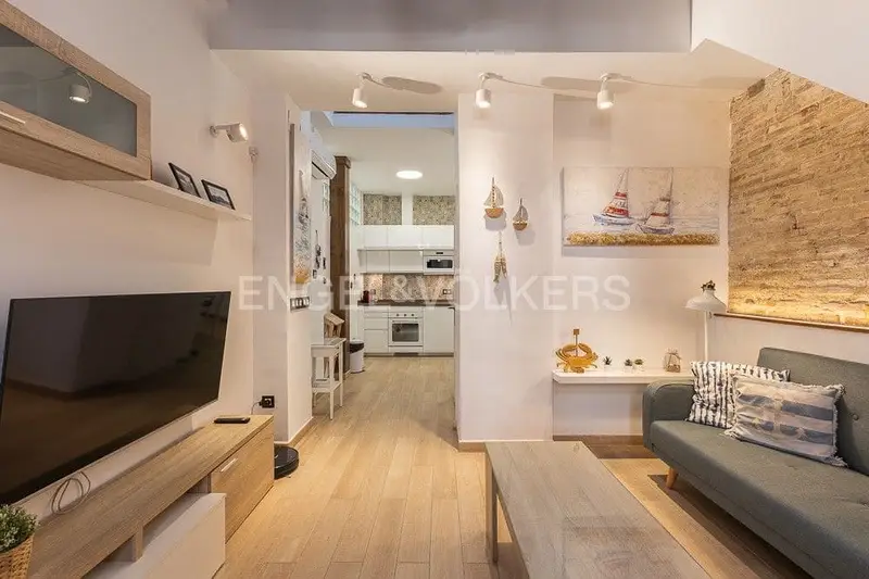 Loft en Cabanyal Valencia: 2 unidades, reformados, ideales inversores y vivienda