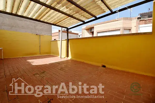 Casa semireformada Vila-real dos plantas terraza