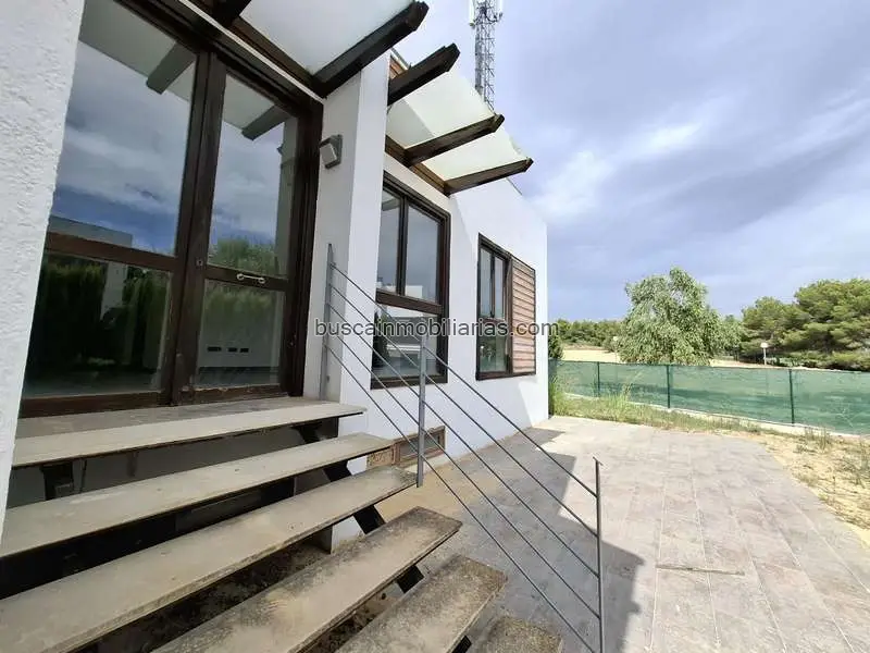 Chalet de Lujo en Chiva Urbanizacion El Bosque