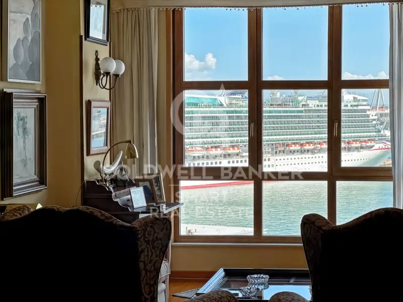 Venta Piso con Garaje en Cubelas Vistas al Puerto