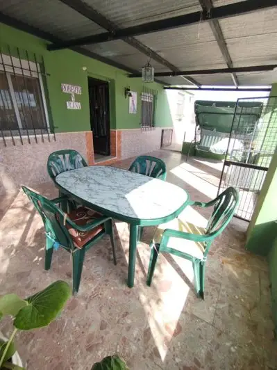 Villa de 3 Dormitorios en Venta cerca de Yecla