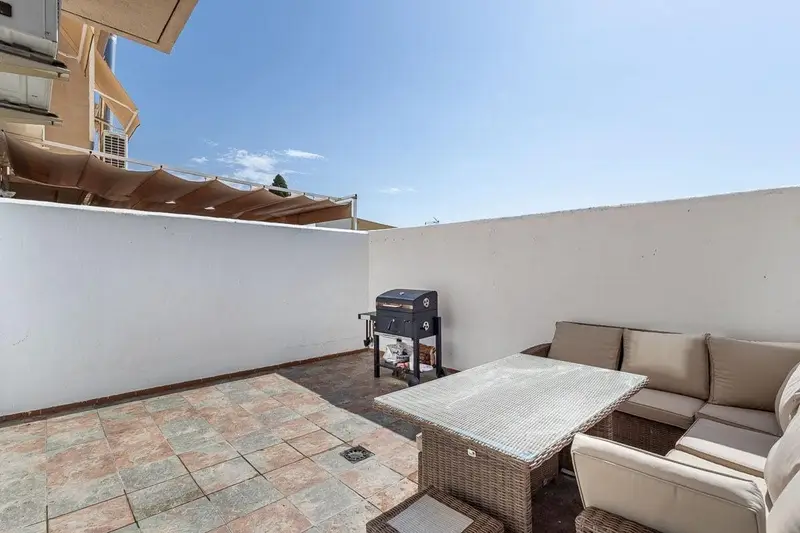 Adosado en venta en Ogíjares, Granada