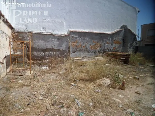 Solar en Esquina 200m2 Tomelloso Cerca Colegio Miguel Cervantes